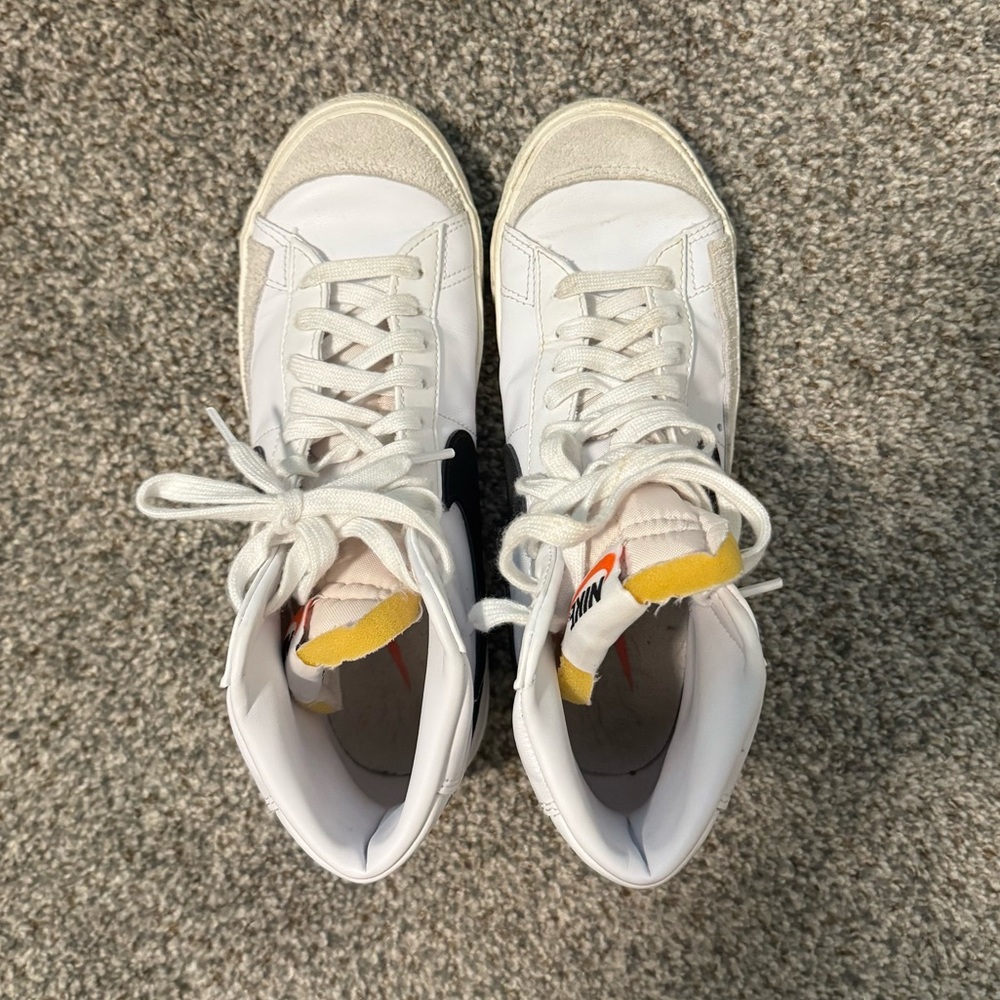 Nike High Top Blazers - Picture 2 of 5